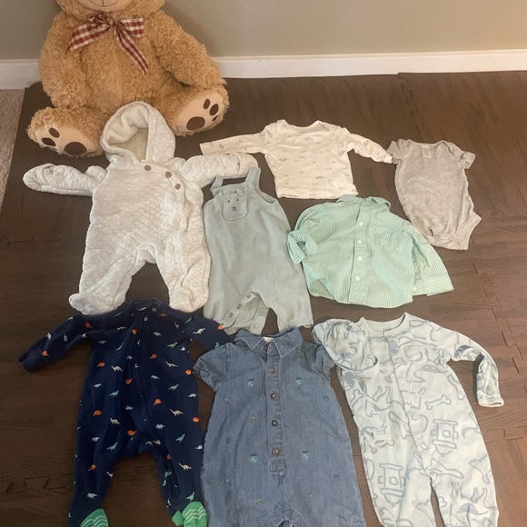 Bundle baby boy clothes. Carter’s - Picture 2 of 6